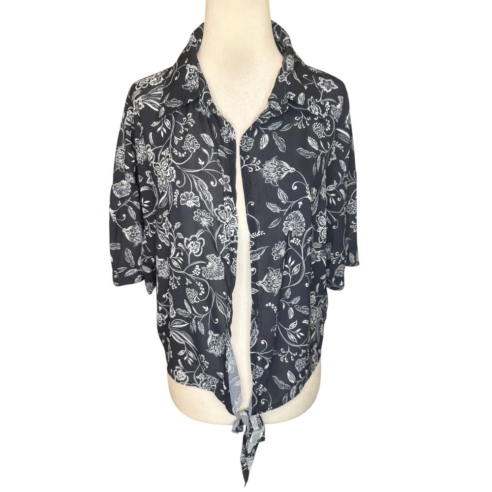 Cupshe‎ Womens Floral Paisley Tie Front Button Down Shirt Black White Medium